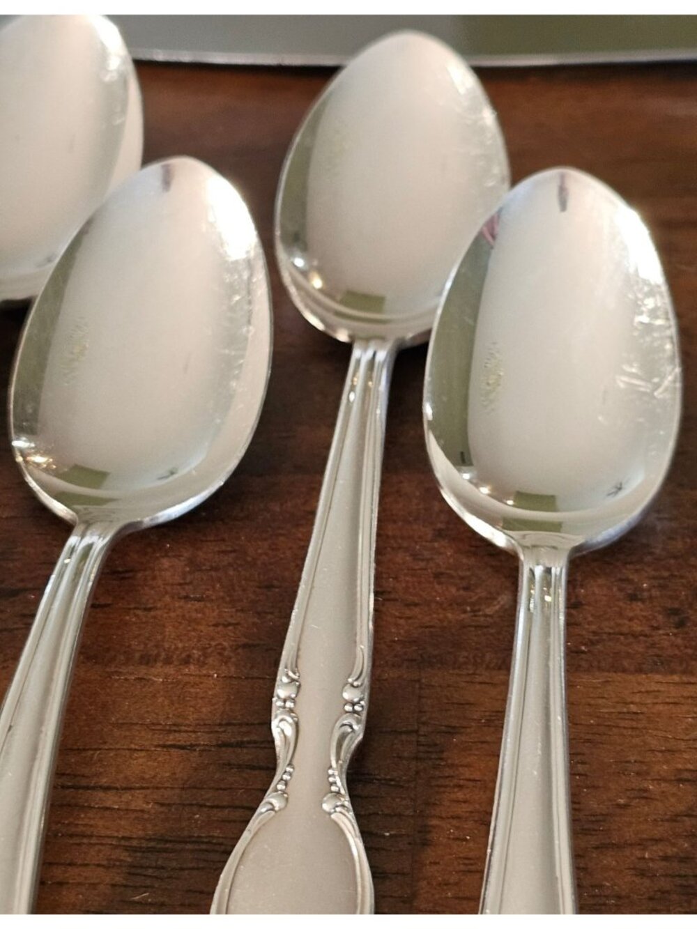 Wm Rogers Precious Mirror Silverplate Set 30pc Service for 6 vintage flatware - Picture 8 of 11